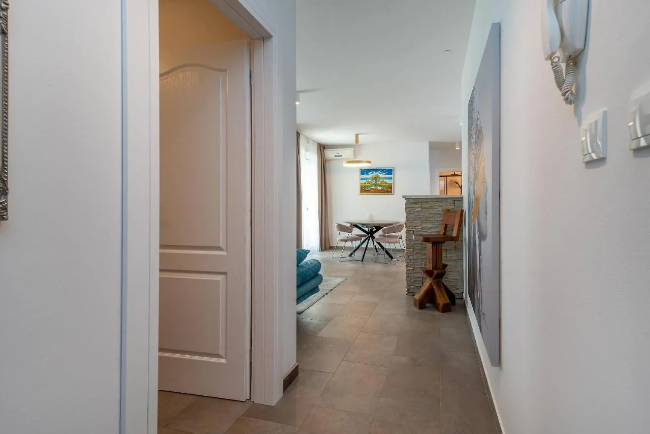 Apartments Liam Trogir Croatia