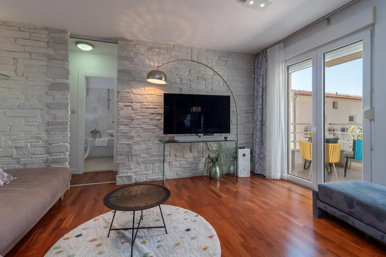 Apartments Liam Trogir Croatia